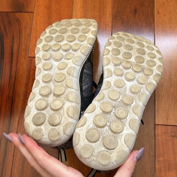 Target Knit Sneakers - Picture 5 of 5